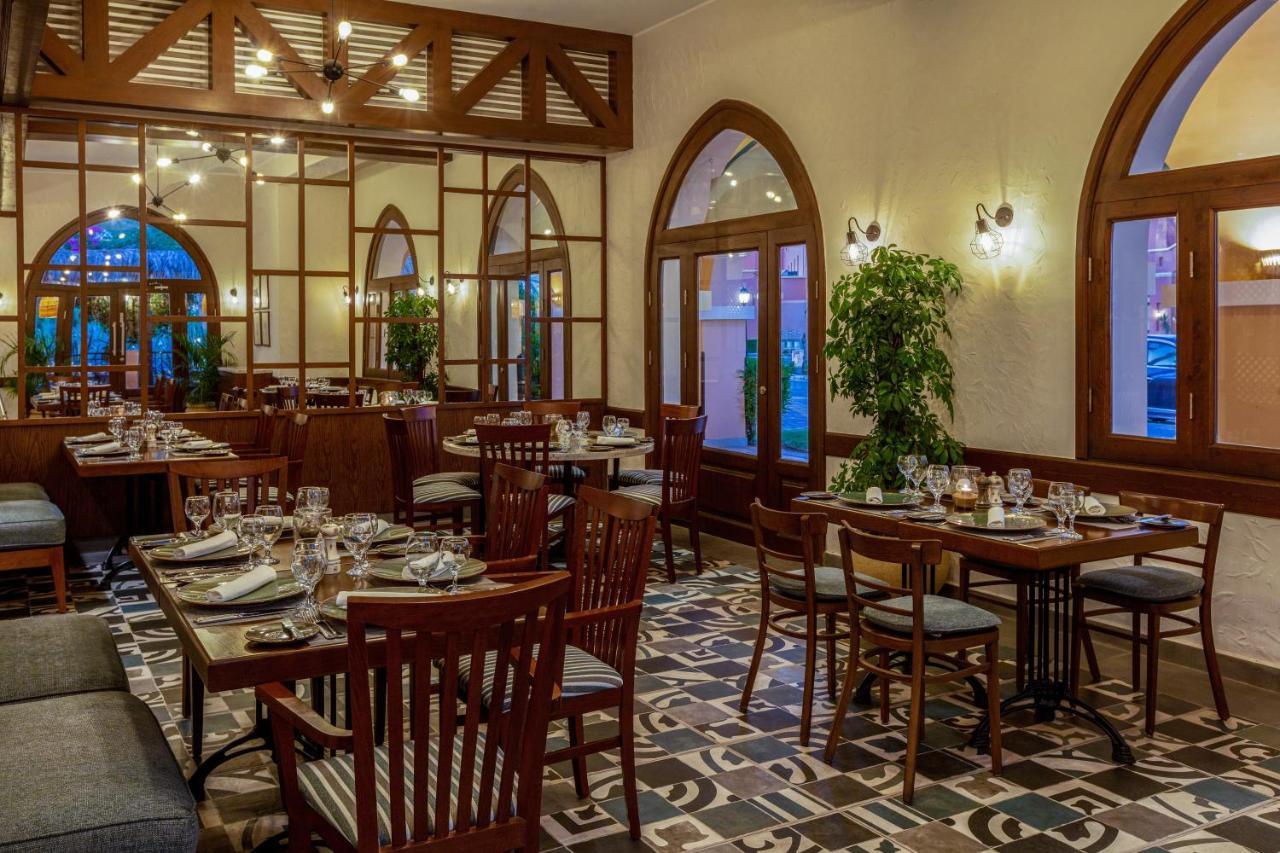Jaz Neo Saraya Palms Hotel Хургада Екстериор снимка