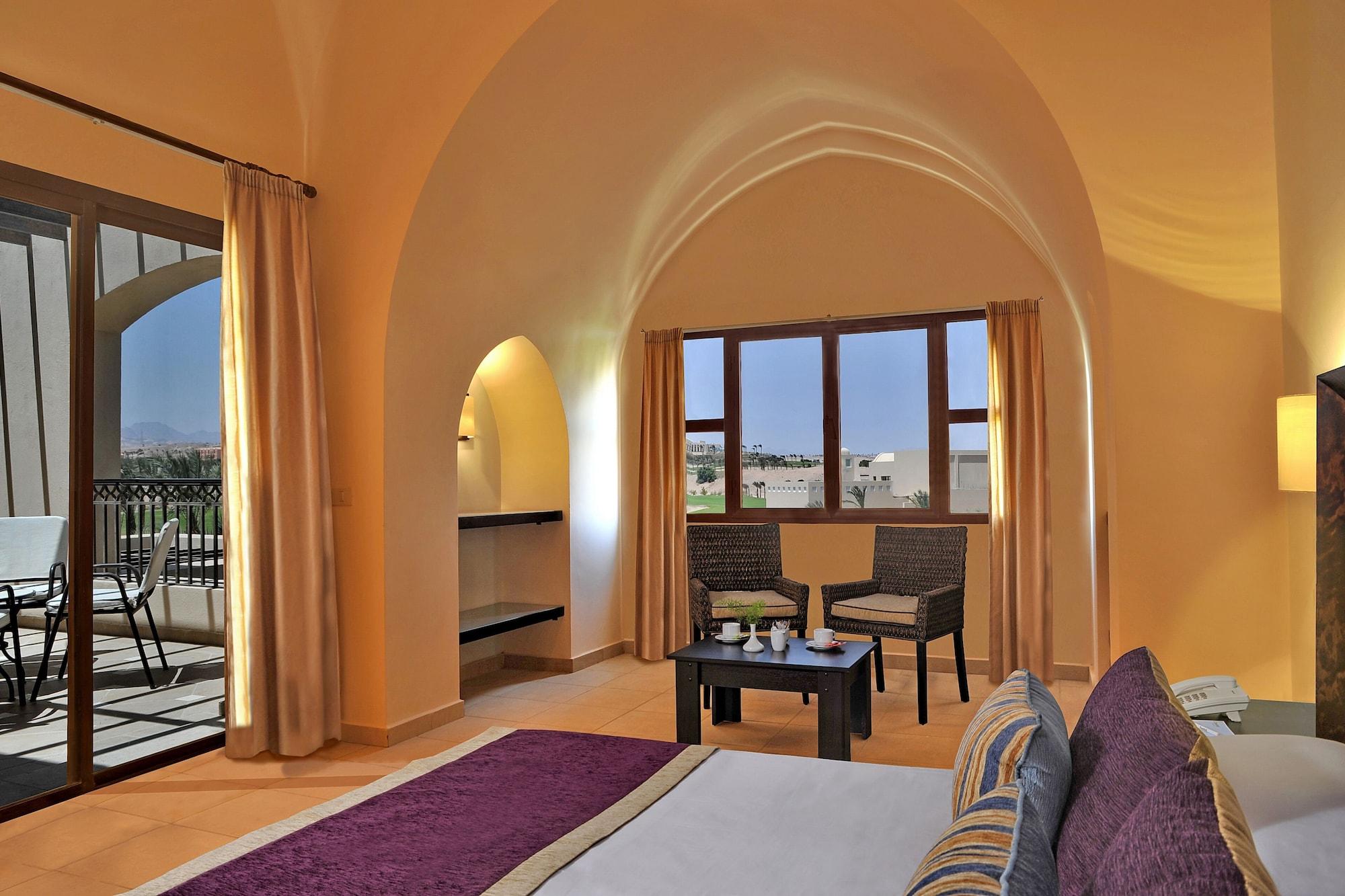 Jaz Neo Saraya Palms Hotel Хургада Стая снимка