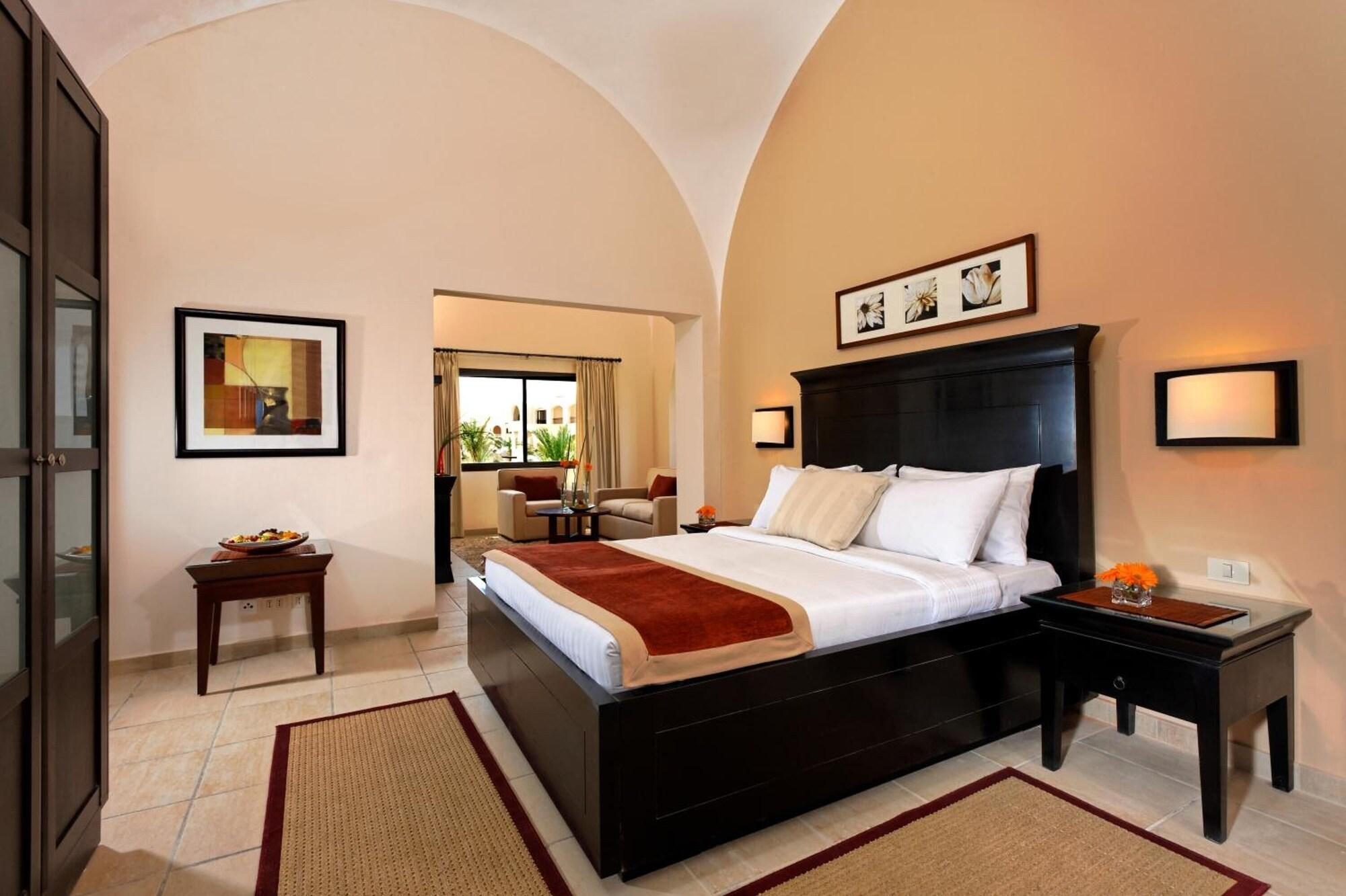 Jaz Neo Saraya Palms Hotel Хургада Стая снимка