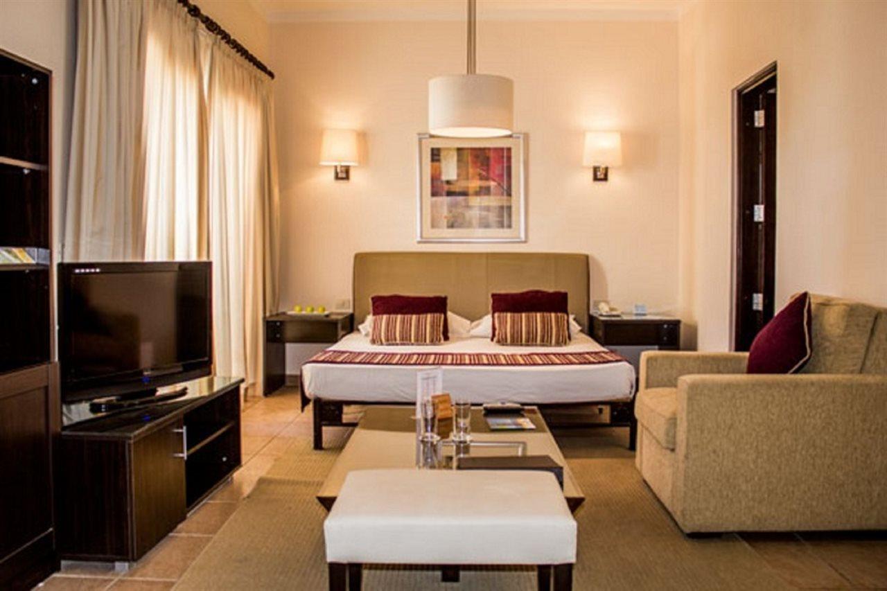 Jaz Neo Saraya Palms Hotel Хургада Екстериор снимка